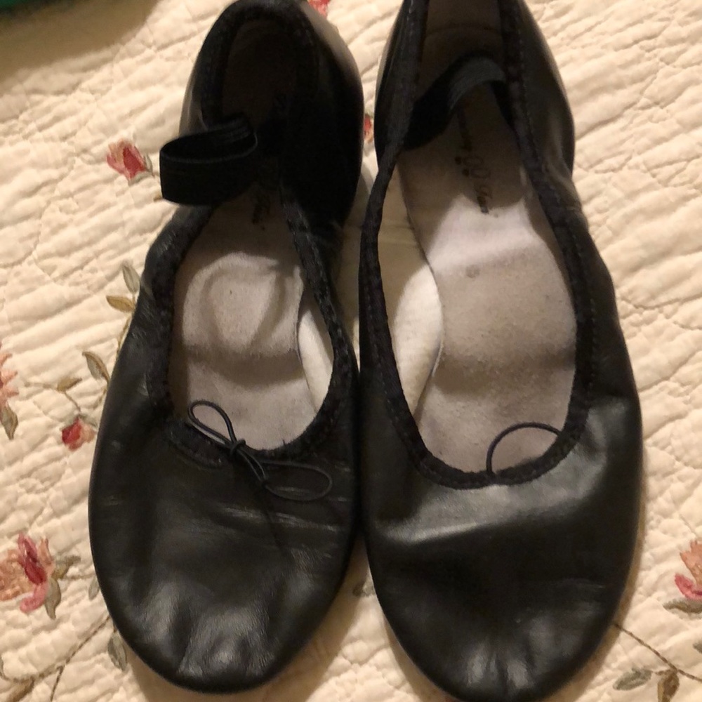 Dancing shoes  💃🏻 Black size8.5